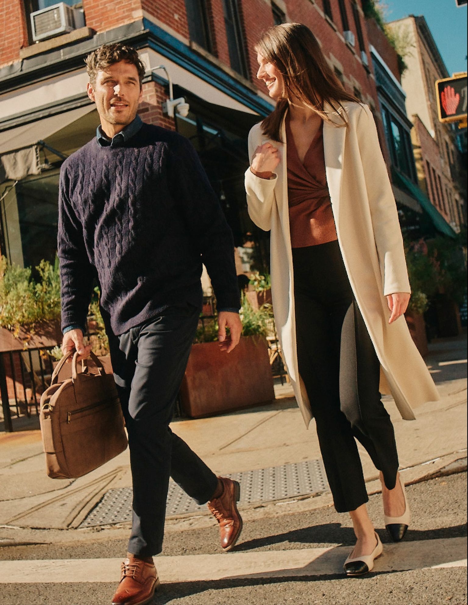 HOMENS E SENHORAS ATIVOS QUE APRECIAM O MELHOR EM CONFORTO, ESTILO E INOVAÇÃO.